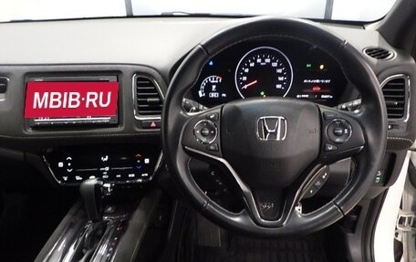 Honda Vezel, 2019 год, 1 900 000 рублей, 3 фотография