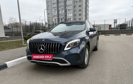 Mercedes-Benz GLA, 2019 год, 1 995 000 рублей, 3 фотография