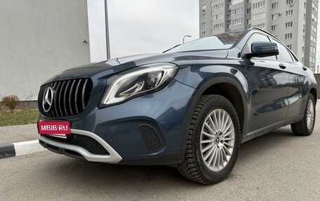 Mercedes-Benz GLA, 2019 год, 1 995 000 рублей, 9 фотография