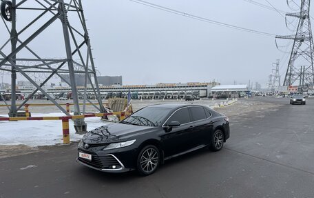 Toyota Camry, 2021 год, 3 450 000 рублей, 12 фотография