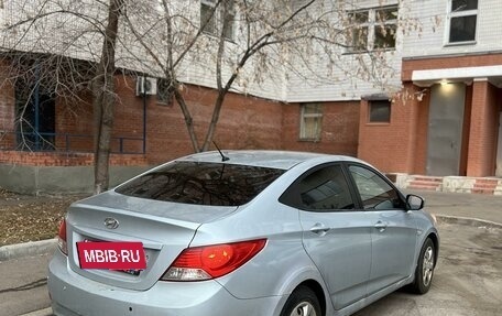 Hyundai Solaris II рестайлинг, 2011 год, 670 000 рублей, 4 фотография