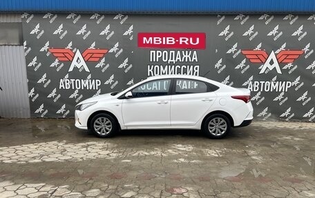 Hyundai Solaris II рестайлинг, 2021 год, 1 390 000 рублей, 5 фотография