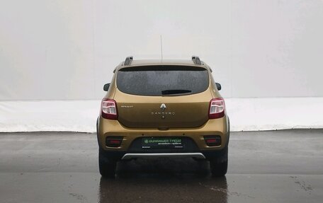 Renault Sandero II рестайлинг, 2015 год, 915 000 рублей, 6 фотография