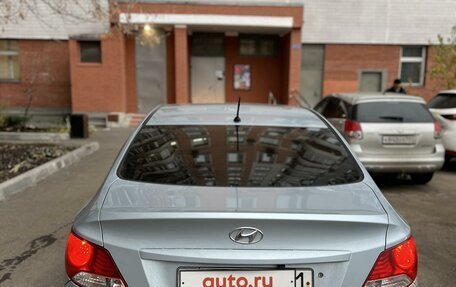 Hyundai Solaris II рестайлинг, 2011 год, 670 000 рублей, 5 фотография