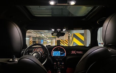 MINI Hatch, 2018 год, 3 290 000 рублей, 9 фотография