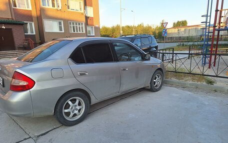 Toyota Prius IV XW50, 2001 год, 420 000 рублей, 6 фотография