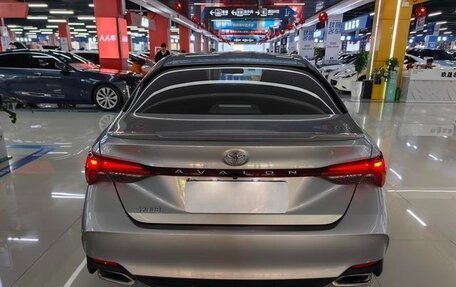 Toyota Avalon, 2021 год, 2 800 000 рублей, 4 фотография