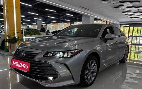 Toyota Avalon, 2021 год, 2 800 000 рублей, 2 фотография