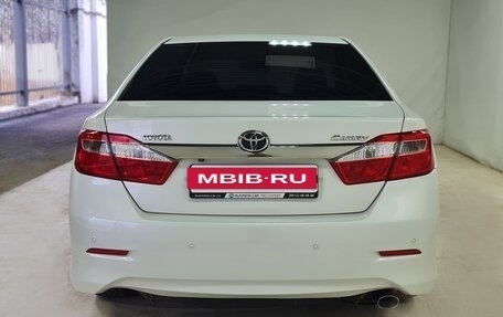 Toyota Camry, 2011 год, 1 700 000 рублей, 6 фотография