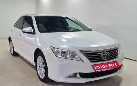 Toyota Camry, 2011 год, 1 700 000 рублей, 3 фотография