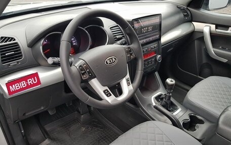 KIA Sorento II рестайлинг, 2010 год, 1 385 000 рублей, 10 фотография