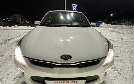 KIA Rio IV, 2017 год, 1 299 999 рублей, 3 фотография