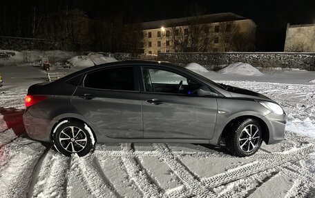 Hyundai Solaris II рестайлинг, 2012 год, 835 000 рублей, 5 фотография