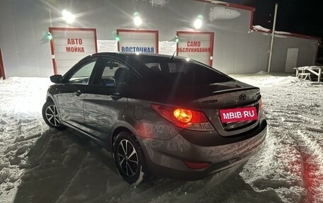 Hyundai Solaris II рестайлинг, 2012 год, 835 000 рублей, 4 фотография