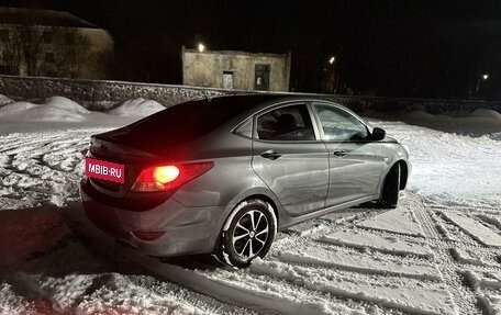 Hyundai Solaris II рестайлинг, 2012 год, 835 000 рублей, 3 фотография