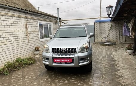 Toyota Land Cruiser Prado 120 рестайлинг, 2002 год, 2 450 000 рублей, 2 фотография