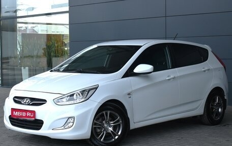 Hyundai Solaris II рестайлинг, 2014 год, 1 260 000 рублей, 1 фотография