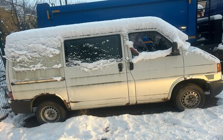 Volkswagen Transporter T4, 2003 год, 350 000 рублей, 2 фотография