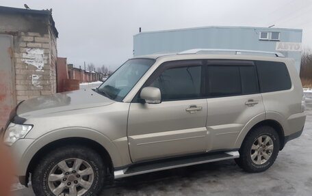 Mitsubishi Pajero IV, 2008 год, 1 600 000 рублей, 5 фотография