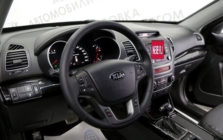 KIA Sorento II рестайлинг, 2013 год, 1 999 000 рублей, 14 фотография