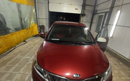 KIA Rio III рестайлинг, 2013 год, 950 000 рублей, 22 фотография