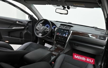 Toyota Camry, 2017 год, 2 249 000 рублей, 5 фотография