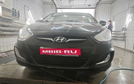 Hyundai Solaris II рестайлинг, 2012 год, 708 500 рублей, 2 фотография