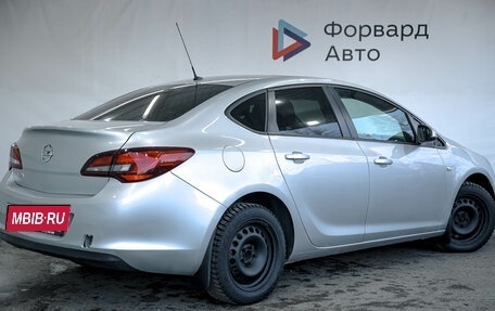 Opel Astra J, 2014 год, 875 000 рублей, 17 фотография