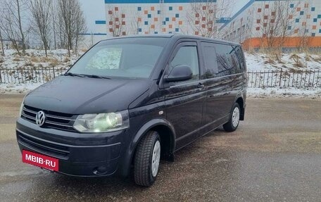 Volkswagen Caravelle T5, 2012 год, 1 690 000 рублей, 5 фотография