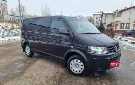 Volkswagen Caravelle T5, 2012 год, 1 690 000 рублей, 21 фотография