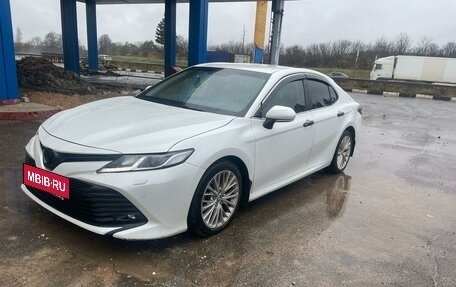 Toyota Camry, 2020 год, 2 699 000 рублей, 2 фотография