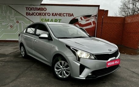 KIA Rio IV, 2020 год, 1 830 000 рублей, 3 фотография