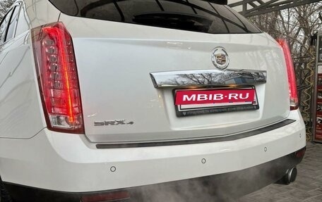 Cadillac SRX II рестайлинг, 2011 год, 1 650 000 рублей, 12 фотография