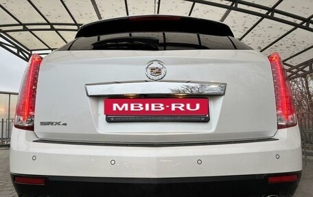 Cadillac SRX II рестайлинг, 2011 год, 1 650 000 рублей, 18 фотография