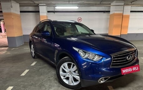 Infiniti FX II, 2013 год, 2 900 000 рублей, 11 фотография