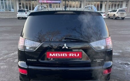 Mitsubishi Outlander III рестайлинг 3, 2007 год, 1 400 000 рублей, 11 фотография