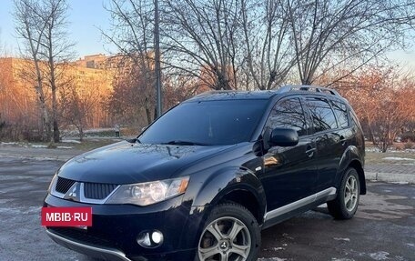 Mitsubishi Outlander III рестайлинг 3, 2007 год, 1 400 000 рублей, 14 фотография