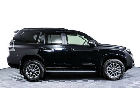 Toyota Land Cruiser Prado 150 рестайлинг 2, 2017 год, 4 750 000 рублей, 4 фотография