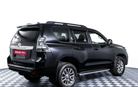 Toyota Land Cruiser Prado 150 рестайлинг 2, 2017 год, 4 750 000 рублей, 5 фотография