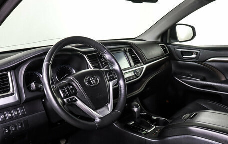 Toyota Highlander III, 2015 год, 3 798 000 рублей, 17 фотография