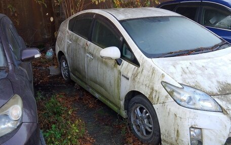 Toyota Prius, 2011 год, 900 000 рублей, 3 фотография