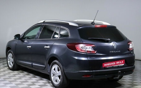 Renault Megane III, 2010 год, 935 000 рублей, 7 фотография