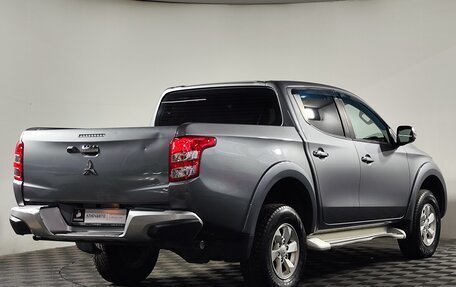 Mitsubishi L200 IV рестайлинг, 2018 год, 2 479 000 рублей, 4 фотография