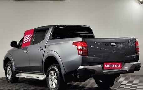 Mitsubishi L200 IV рестайлинг, 2018 год, 2 479 000 рублей, 6 фотография