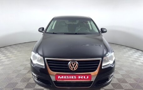 Volkswagen Passat B6, 2010 год, 999 000 рублей, 2 фотография