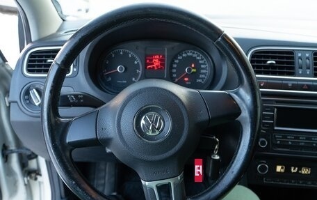 Volkswagen Polo VI (EU Market), 2013 год, 800 000 рублей, 20 фотография