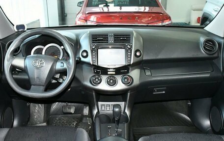 Toyota RAV4, 2010 год, 1 635 000 рублей, 12 фотография