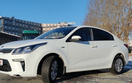 KIA Rio IV, 2018 год, 1 350 000 рублей, 2 фотография