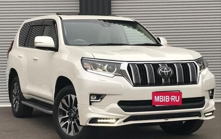 Toyota Land Cruiser Prado 150 рестайлинг 2, 2021 год, 4 880 000 рублей, 3 фотография