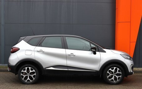 Renault Kaptur I рестайлинг, 2018 год, 1 799 000 рублей, 3 фотография